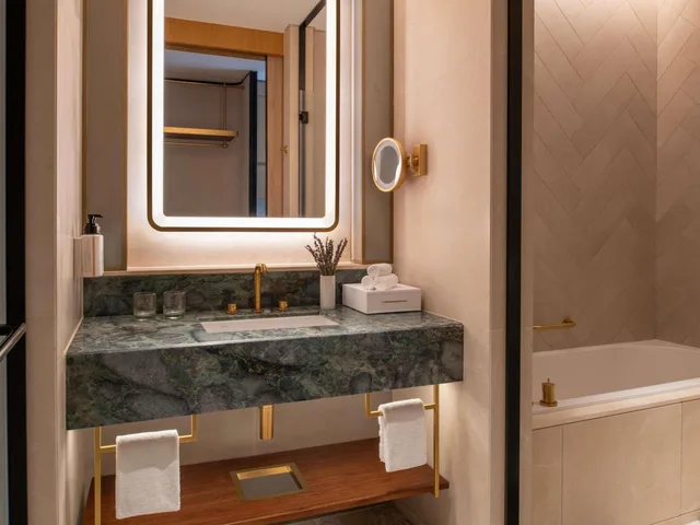 Swiss Advantage, Twin Beds، Swissotel Corniche Park Towers Doha 3/5