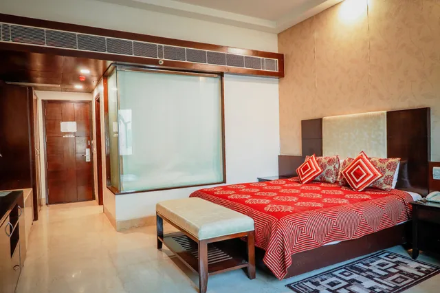 غرفة فاخرة بسرير كينج، Airport Residency 4/10