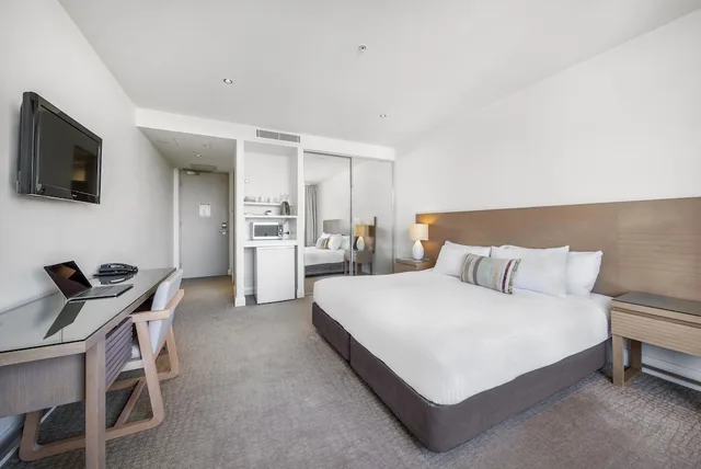 Oaks Redcliffe Mon Komo Suites, North Lakes, Narangba 27/77
