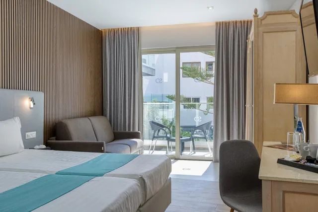 غرفة سوبيريور بسريرين منفصلين، Solana Hotel & Spa 7/10