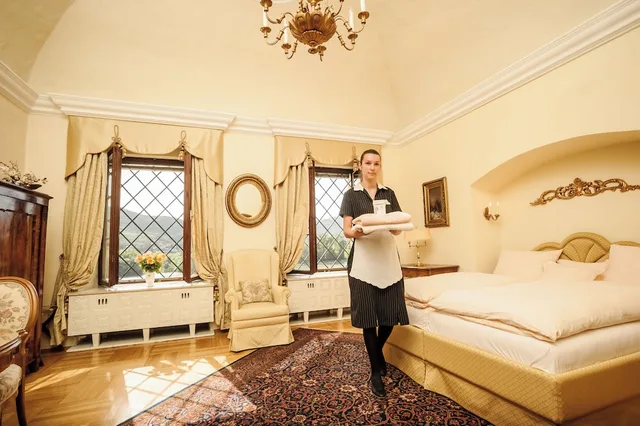 غرفة ديلوكس بسرير مزدوج أو سريرين منفصلين بإطلالة على النهر، Hotel Schloss Duernstein 1/2