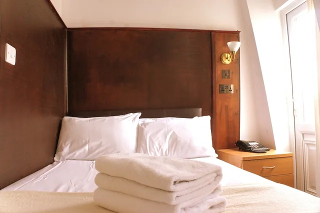 غرفة بسرير مزدوج، Plaza London Hotel 5/10
