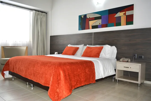 غرفة قياسية بسرير مزدوج، Hotel San Juan Internacional Ex Ramada Bucaramanga 2/3
