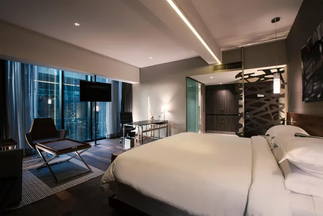 Junior Suite, Krystal Grand Suites Insurgentes 3/8