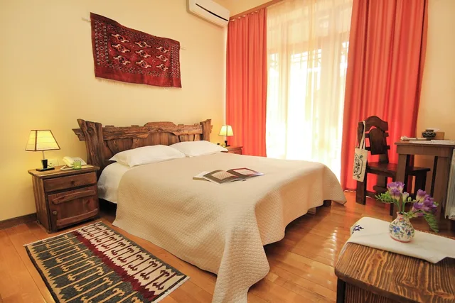 Standard, Double Bed, Silk Road Hotel 3/4