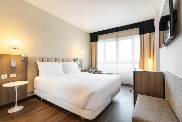 Room, Double Bed, Eurostars Atlantico 2/5