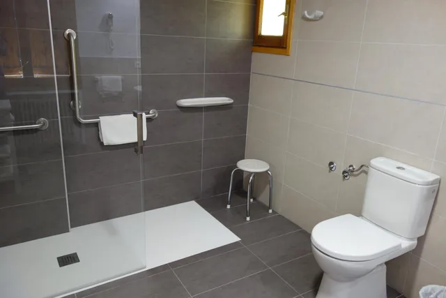 غرفة رباعية، Hotel Vicente 4/6
