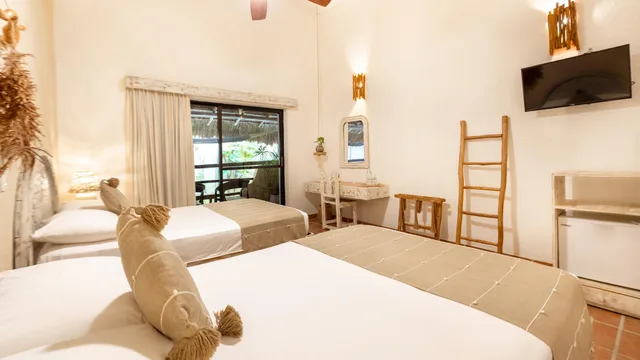 Standard, Double Bed, Street View، Hotel Colibri Beach 3/10