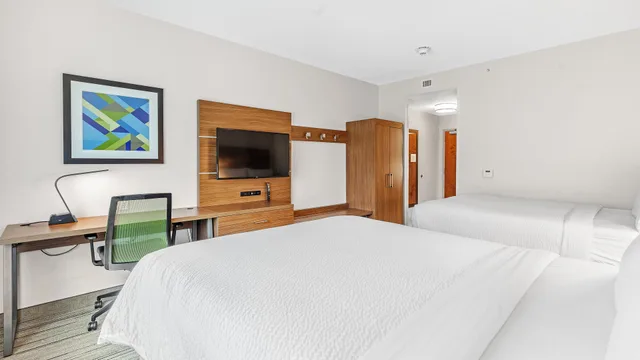 غرفة بسريرين كوين، Holiday Inn Express Suites Mobile University Area 2/4