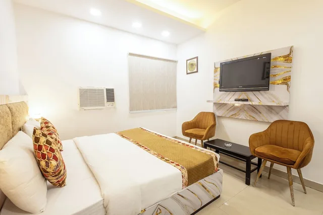 HOTEL COSMO، Karol Bagh، دلهي 26/55