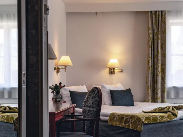 Standard, Twin Beds, Two Extra Beds، Best Western Strand Hotel 4/5