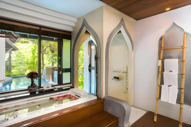جناح عائلي، ROYAL MUANG SAMUI VILLAS 1/2