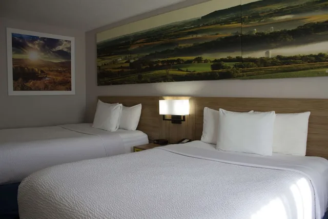 غرفة بسريرين مزدوجين، Days Inn by Wyndham Colby 2/5
