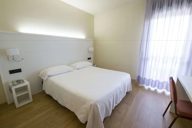 غرفة كومفورت بسرير مزدوج، HOTEL PARIGI 2 4/6