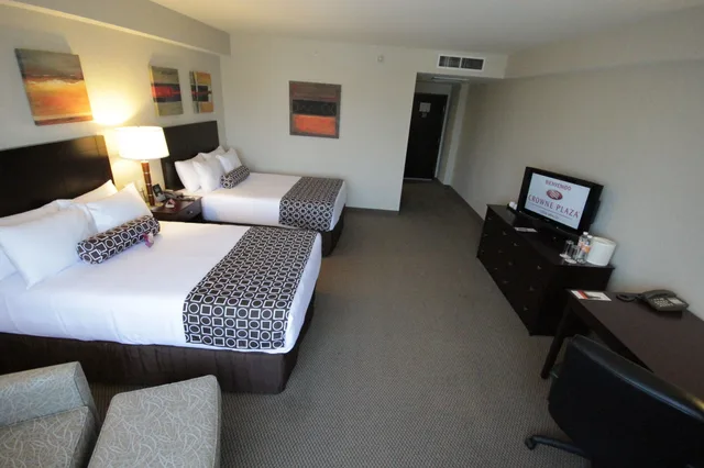 غرفة قياسية بسريرين مزدوجين لذوي الإعاقة، Crowne Plaza Leon 2/9