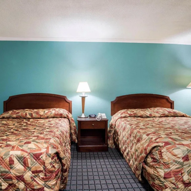 غرفة بسريرين كوين، Rodeway Inn Syracuse Carrier Circle 5/7