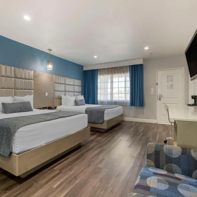 غرفة عائلية بسريرين كوين، Best Western Orange Plaza 5/8