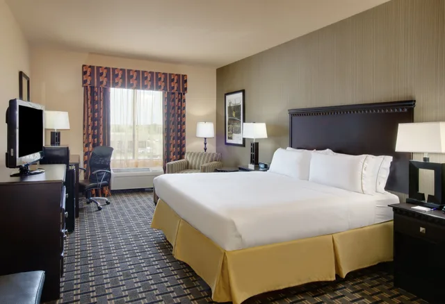 غرفة قياسية بسرير كينج، Holiday Inn Express Hotel Suites Ennis 1/4