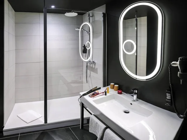 غرفة قياسية بسريرين منفصلين، Ibis Pontarlier 5/7