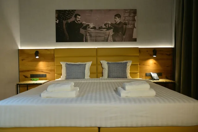 غرفة ديلوكس بسرير كينج، MK Hotel Tirana 2/10