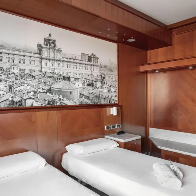 غرفة بسريرين منفصلين، B&B Hotel Modena 9/9