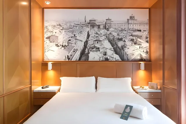 Standard, 2 Double Beds, B&B Hotel Modena 2/2