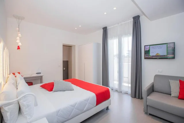 Comfort, Double Bed, Love Boat 1/7