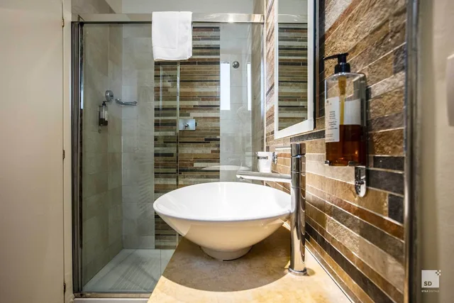 غرفة سوبيريور رباعية بسرير مزدوج مع أريكة، Hotel Regina Elena 57 &amp; Oro Bianco Spa 5/6