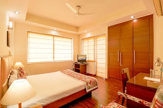 استوديو بسرير كينج، Ahuja Residency Sector 44 Noida 3/7