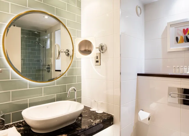 غرفة قياسية مفردة بسرير مزدوج، Crowne Plaza Belfast 2/2