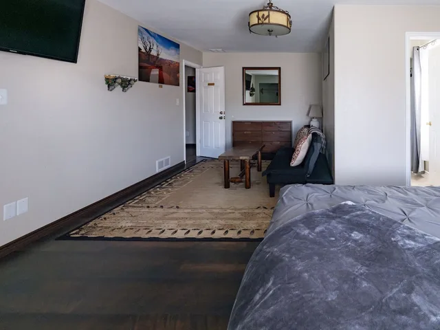 Bryce Trails Bed and Breakfast, Cedar City 6/50