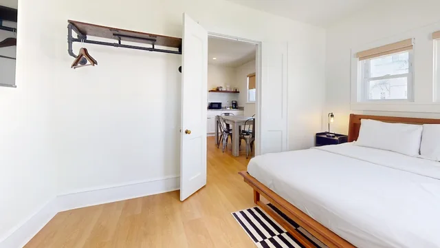 جناح بسريرين كوين وسرير كوين بغرفتي نوم بمطبخ، Ocean Breeze Hotel 3/10