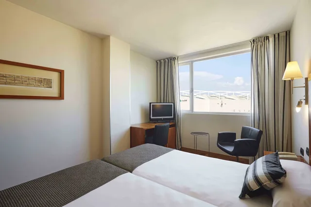 Standard, Twin Beds, Exe Plaza Delicias 3/9