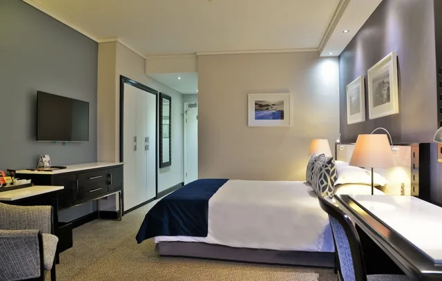 غرفة ديلوكس بسرير مزدوج، The Commodore Hotel 7/10