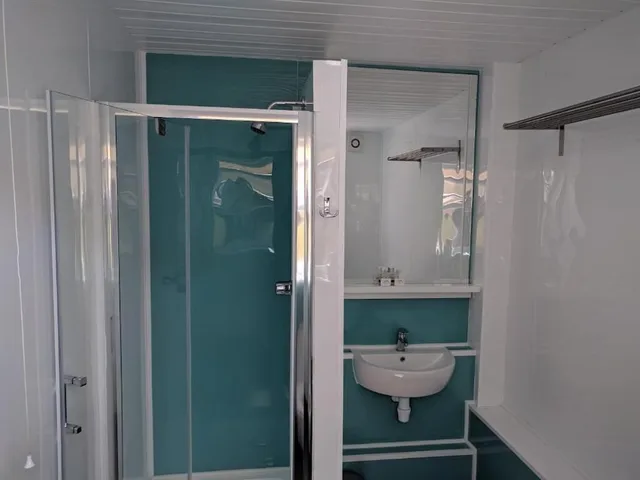Standard Double Room, OYO Mayfair Hotel Isle of Wight 1/2