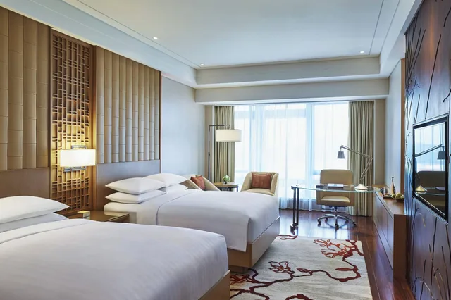 غرفة ديلوكس بإطلالة على البحر مفردة بسرير كينج للمدخنين، Zhuhai Marriott Hotel 4/10