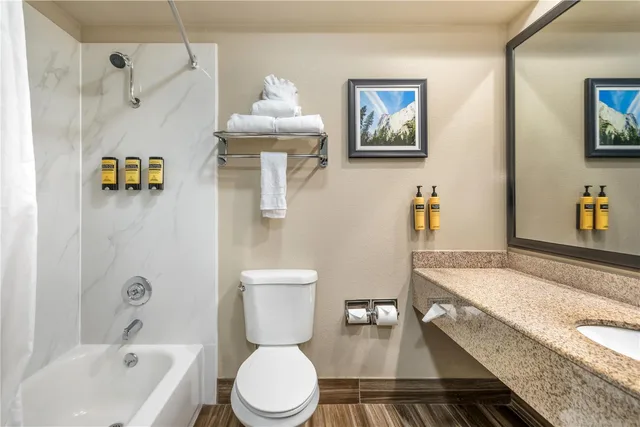 Room, King Bed, Woods View، Best Western Plus Sonora Oaks Hotel & Conference Center 3/3