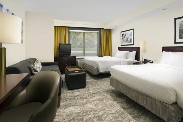 استوديو بسريرين كوين مع أريكة لذوي الإعاقة، SpringHill Suites by Marriott Jacksonville North I-95 Area 1/5