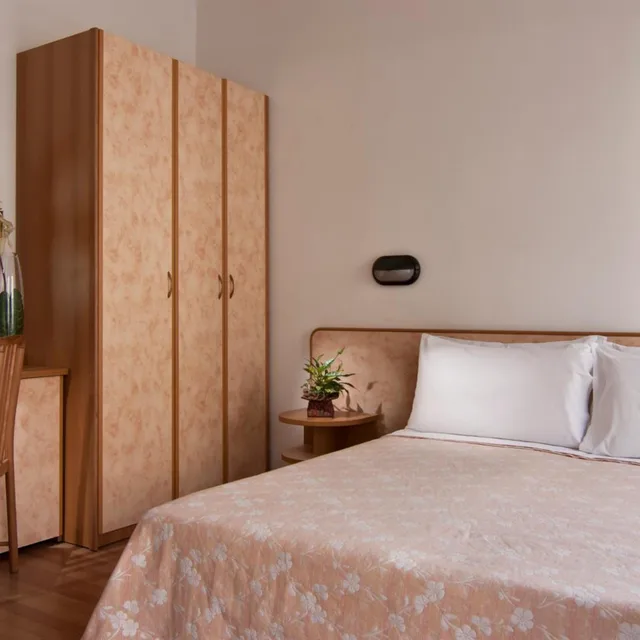 غرفة بسرير مزدوج أو سريرين منفصلين، Hotel Little 6/10