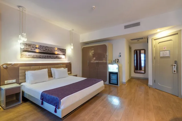 1 Bedroom, Economy, Family, 1 Double and 1 Single Bed, Murphy Bed, Puding Hotel 2/4