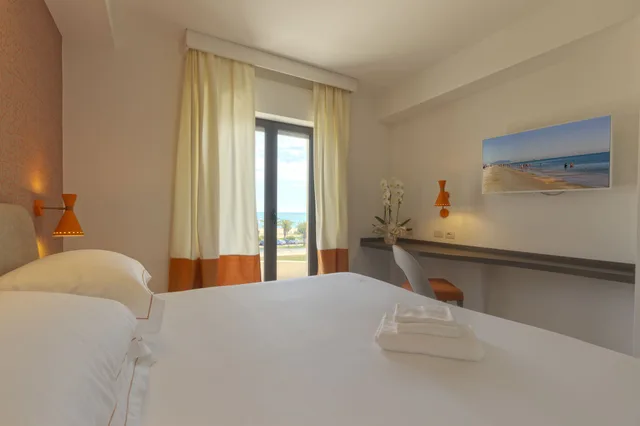 غرفة بسريرين منفصلين بإطلالة على المدينة، Ghibli Hotel 1/3