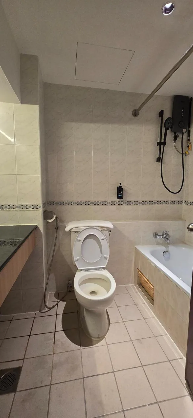 غرفة ديلوكس بسرير كوين، Kingston Hotel 28 - Gocos Hotel Klang 5/10