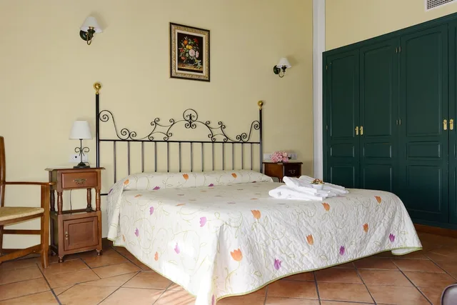 غرفة بسرير كينج، Hospedium Hotel Rural Soterrana 3/10