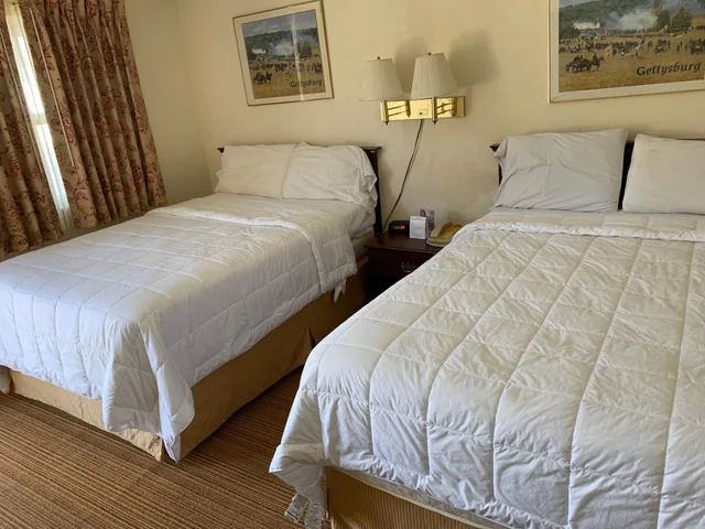 غرفة بسريرين مزدوجين، Red Carpet Inn 2/10