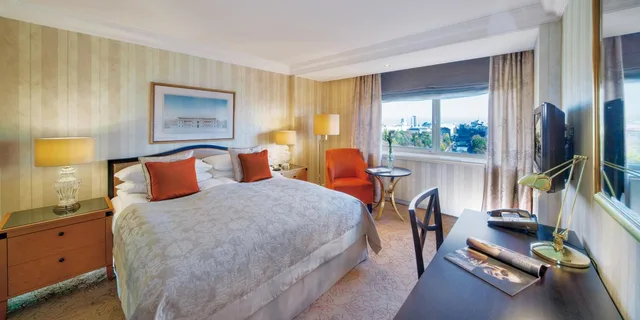 غرفة كلوب كلاسيكية بسرير كينج، Intercontinental Vienna Hotel 2/6