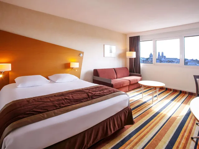 غرفة سوبيريور بسرير مزدوج مع أريكة، MERCURE ORLEANS CENTRE 1/8