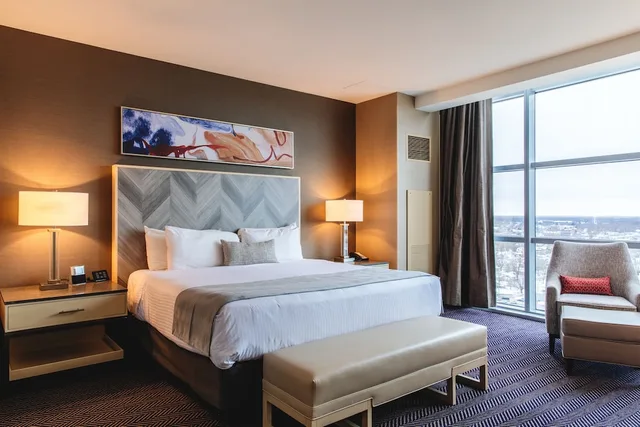 Spa, Premium, King Bed, Blue Tower, Smoking, Blue Chip Casino Hotel And Spa 2/5