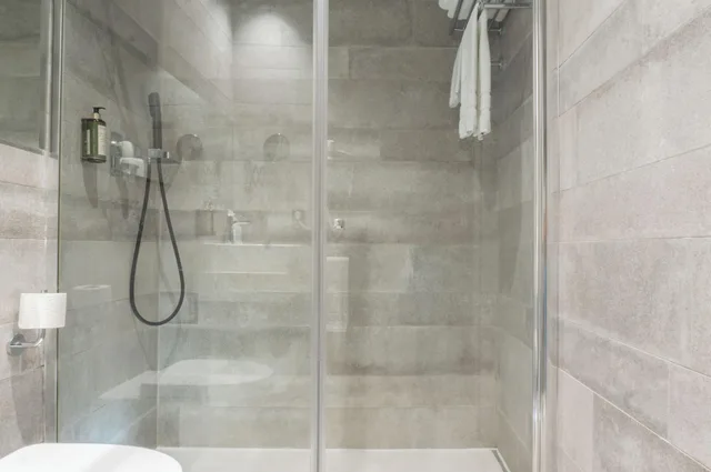 جناح بريميوم بشرفة، The Valentia Cabillers Hotel 5/5