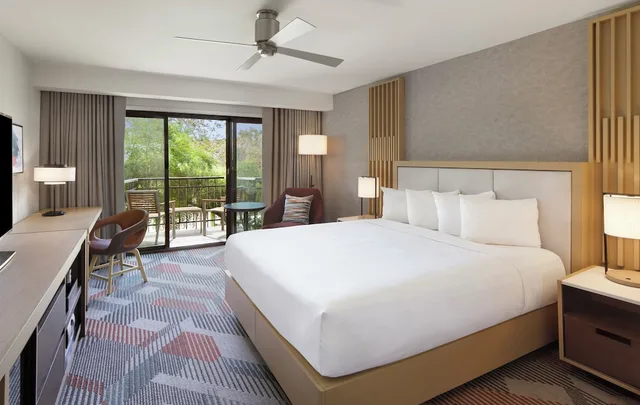 غرفة بسرير كينج بشرفة، Hyatt Regency Monterey Hotel and Spa on Del Monte Golf Course 1/6