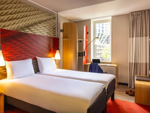 غرفة بسريرين منفصلين، Ibis Rotterdam City Centre 1/10